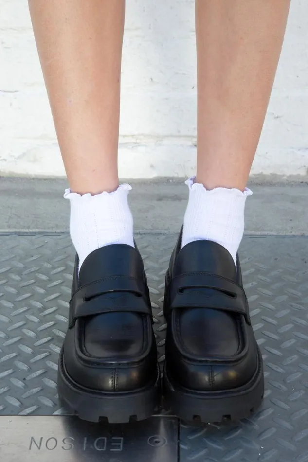 Accessories Ruffle Ribbed Socks Brandy Melville SOCKS