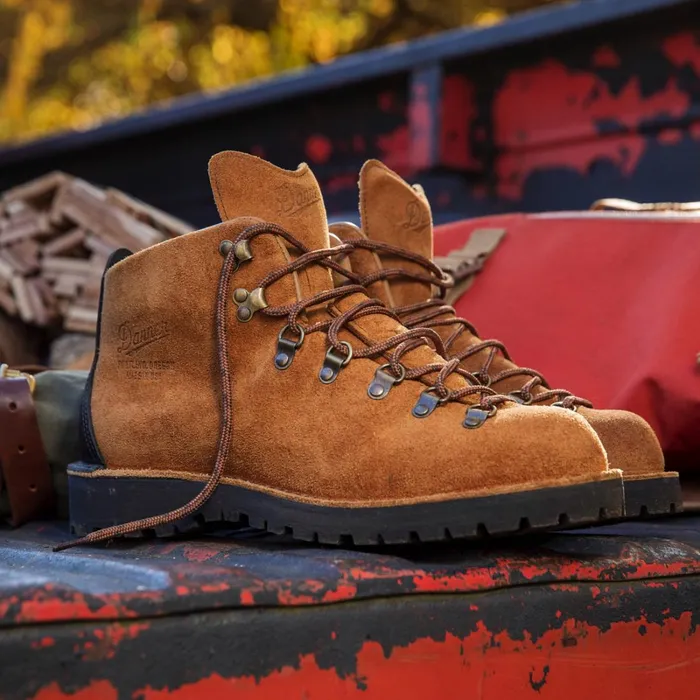 Danner Boots Mountain Light Wallowa 8211 Men
