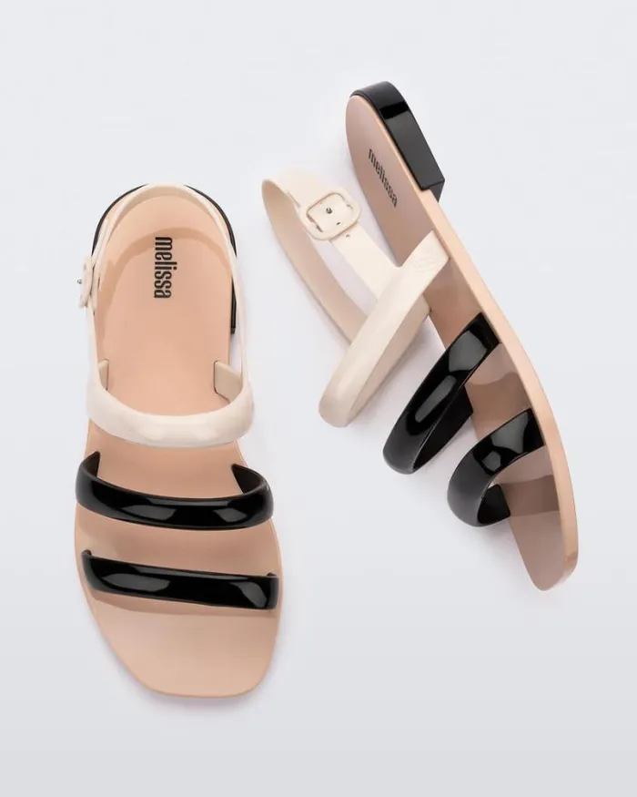 Essential Wave Beigeblack Women Melissa Sandals