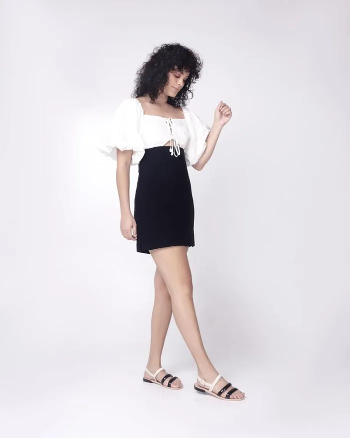Essential Wave Beigeblack Women Melissa Sandals