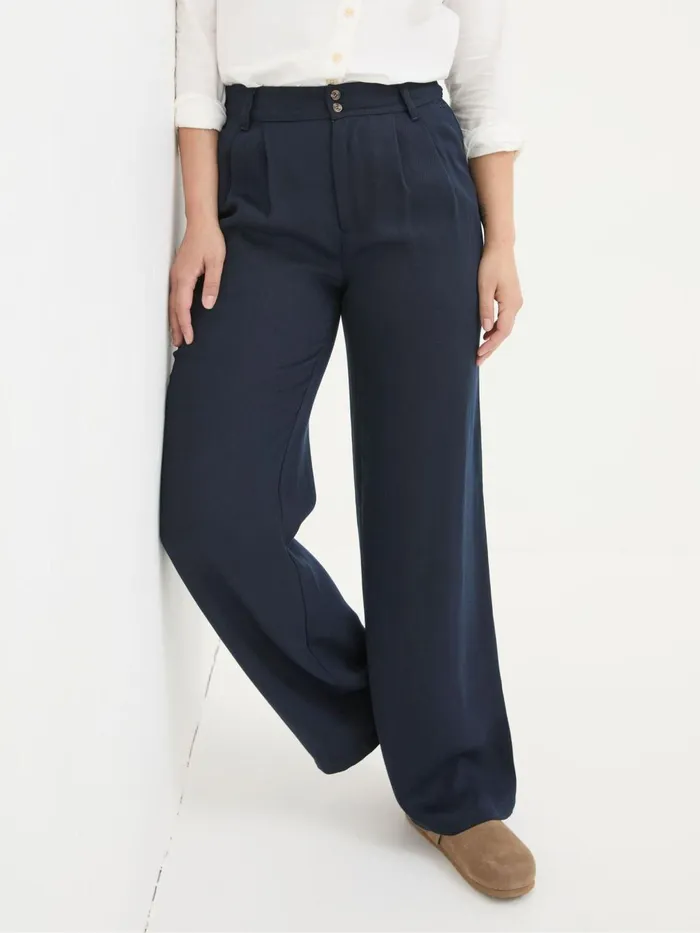 Fat Face Trousers and Leggings Navy Ginger Wide Leg Drape Trousers 8211 Women Fat Face Trousers and Leggings Navy Ginger Wide Leg Drape Trousers 8211 Women