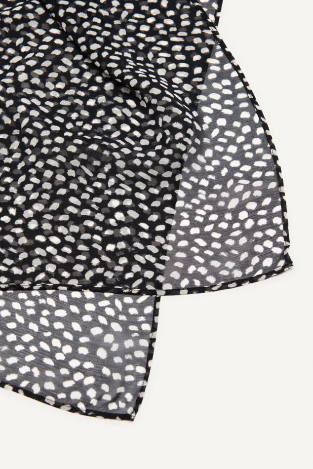 FigariLightweight Square Foulard Shoes and Accessories Baandsh Scarves and Beanies