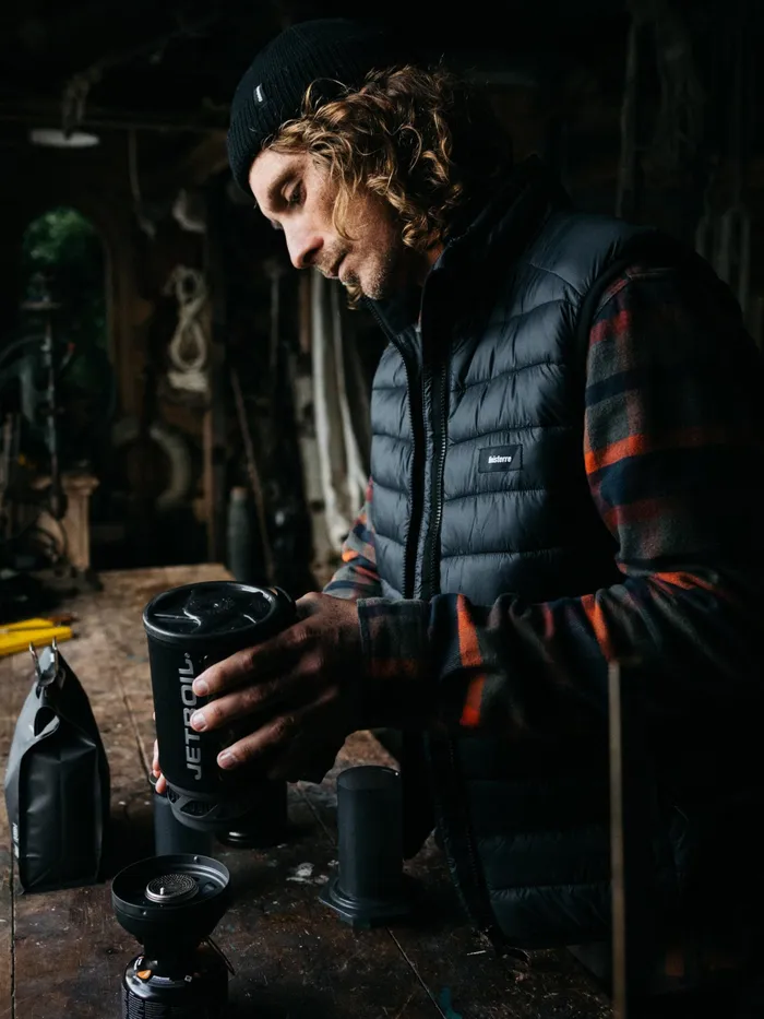 Finisterre Jackets and Coats Men Nimbus Insulated Vest Black