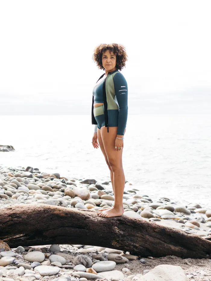 Finisterre Swimwear and Bikinis Women Nieuwland 2mm Yulex Long Sleeve Top Tealkhakiaqua