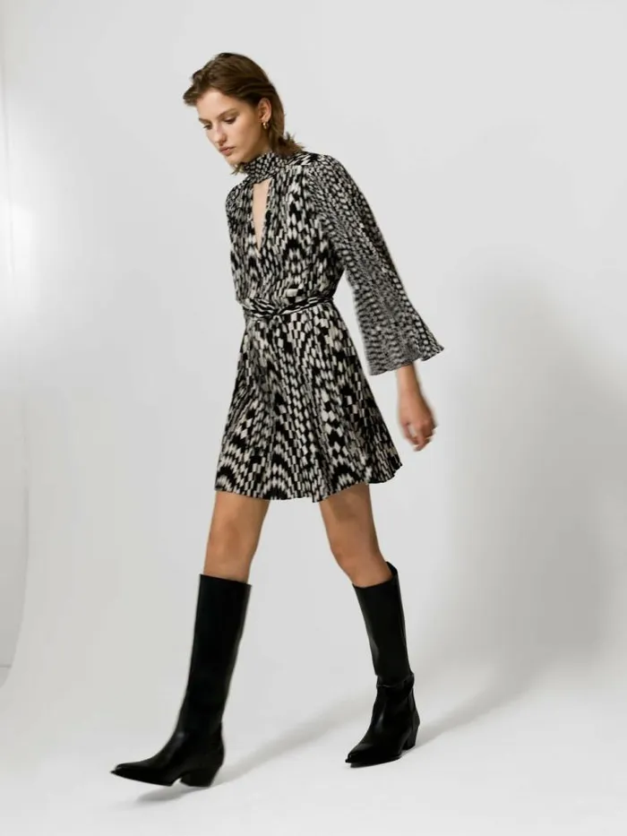 French Connection Fern Arie Pleated Ella Crepe Mini Dress Classic Creamblackout Women Dresses