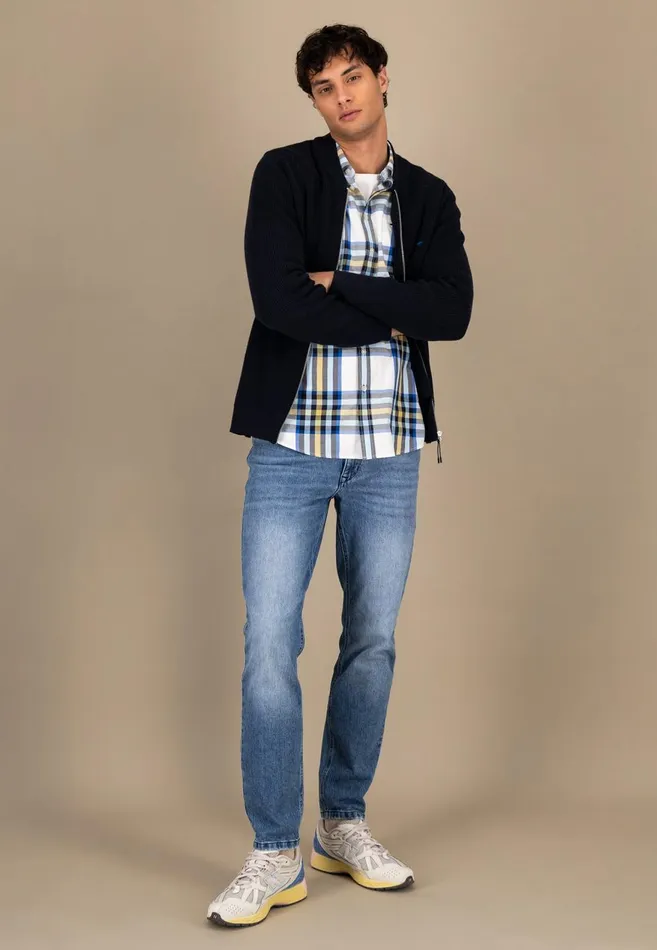 FYNCHHATTON Parting Jacket Made Of Cotton With A Stand up Collar Navy Men Cardigan