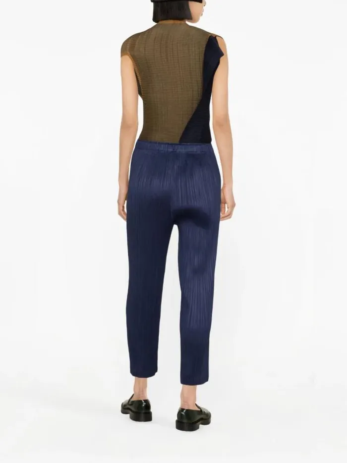 Henrik Vibskov Boutique AW23 Pleated Straight Pants 8211 Dark Navy Women Pants