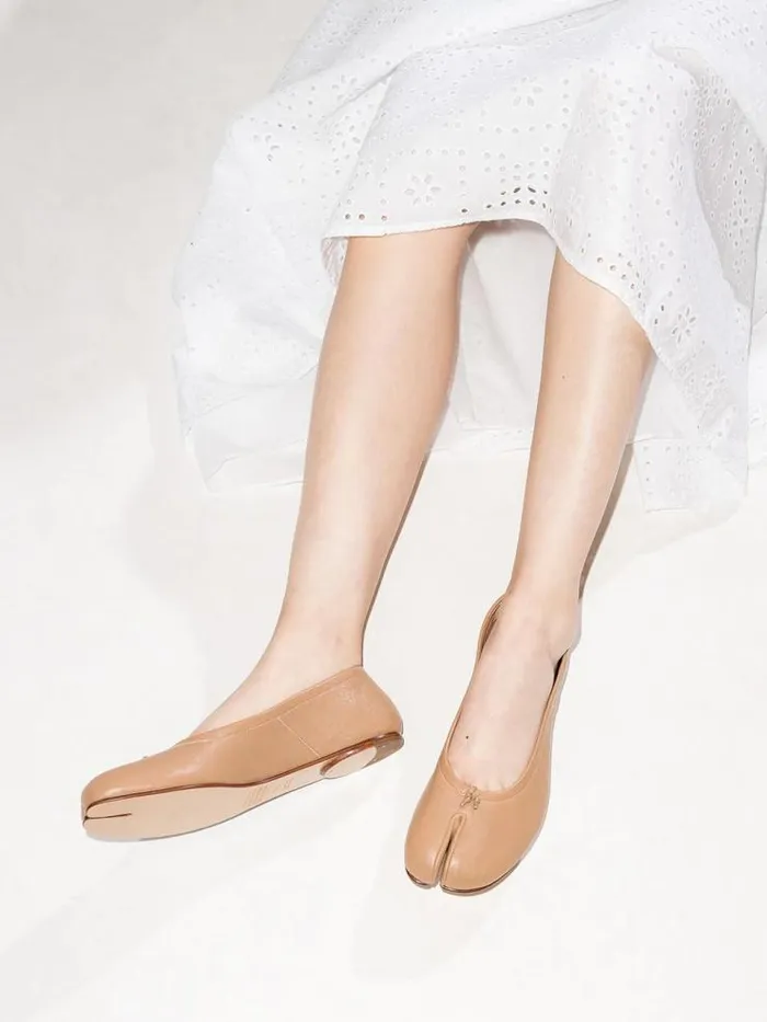 Henrik Vibskov Boutique Ballerina Tabi 8211 Cappuccino Women Shoes