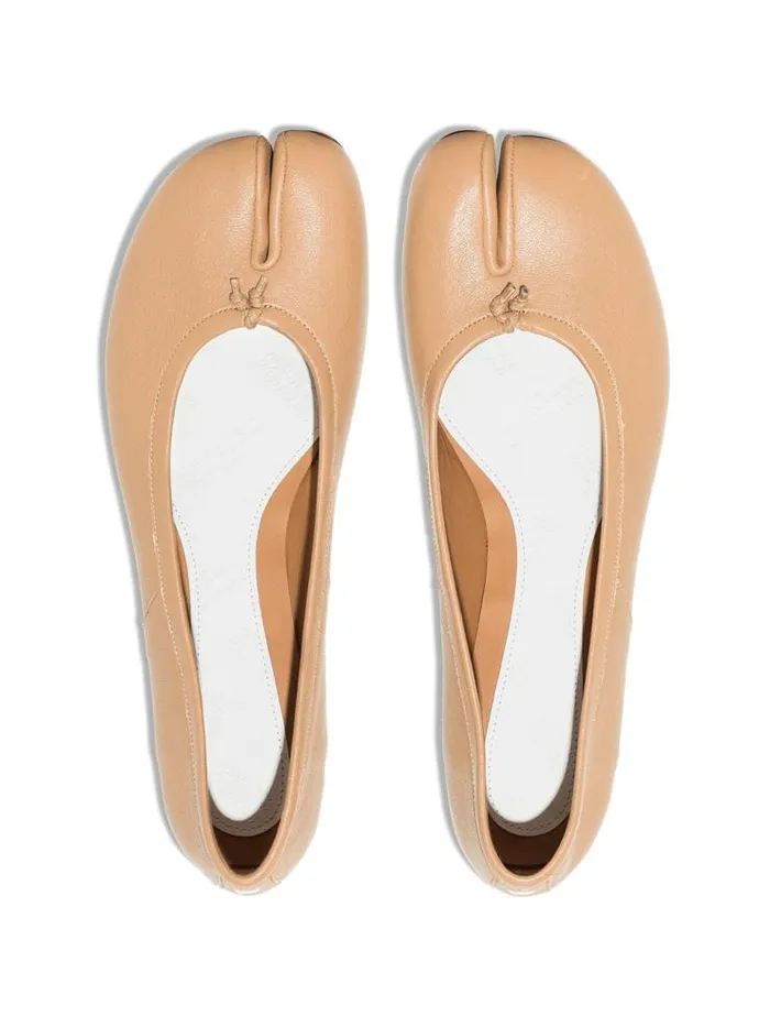 Henrik Vibskov Boutique Ballerina Tabi 8211 Cappuccino Women Shoes