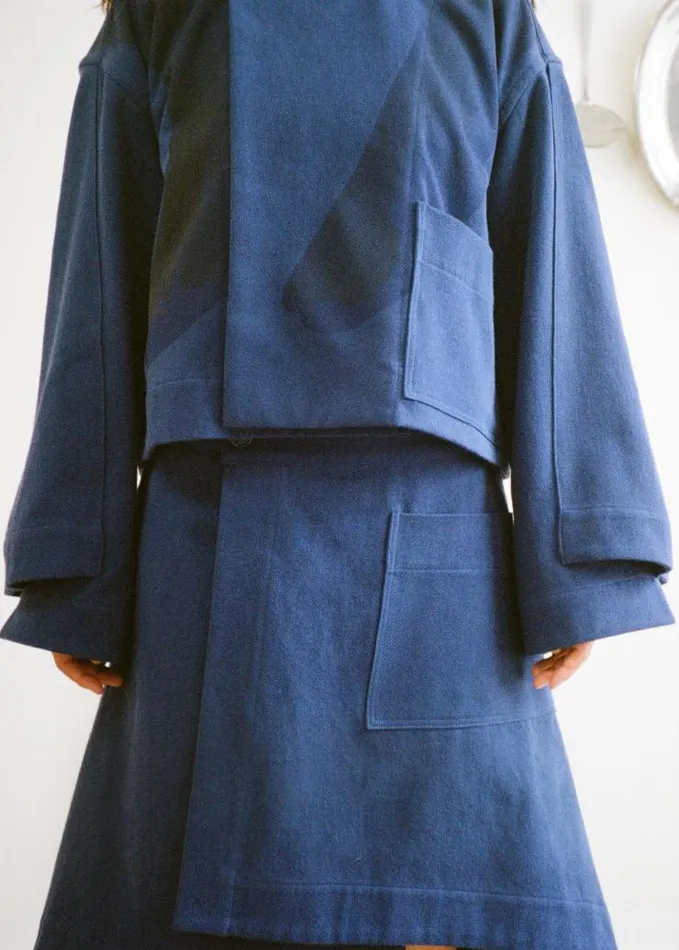 Henrik Vibskov Boutique Short Chef039s Jacket 8211 Dark Blue Men Jackets and Coats