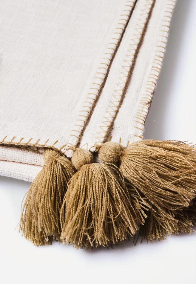 Home Accessories Living FYNCHHATTON Zola Daily Blanket With Tassels Offwhite