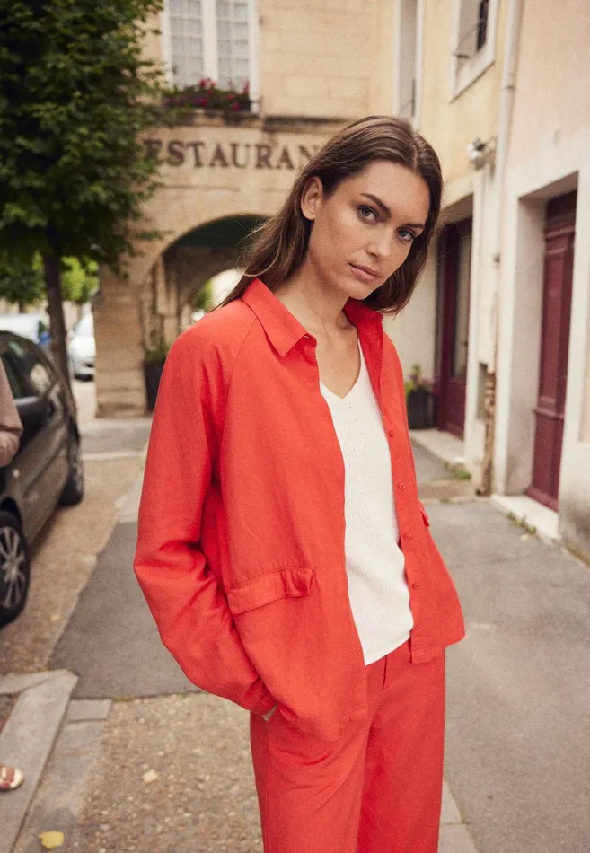 Jack Women FYNCHHATTON Jacket Made Of Linen Mix And Caps Collar Summer Redlight Blue