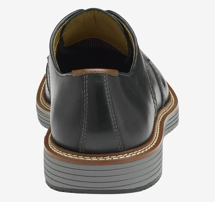 Johnston and Murphy Upton Wingtip Black Full Grain Men LaceUps Johnston and Murphy Upton Wingtip Black Full Grain Men LaceUps