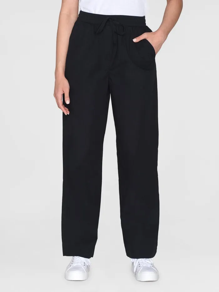 KnowledgeCotton Apparel Pants CHLOE Barrel Highrise Poplin Elastic Waistband Pants Black Jet 8211 Women KnowledgeCotton Apparel Pants CHLOE Barrel Highrise Poplin Elastic Waistband Pants Black Jet 8211 Women