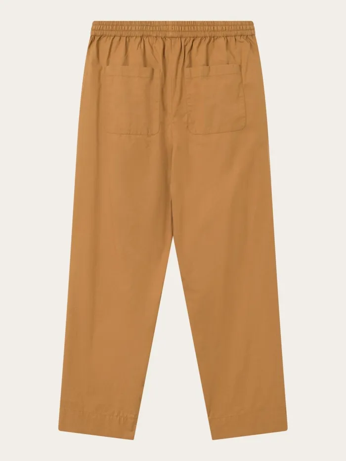 KnowledgeCotton Apparel Pants CHLOE Barrel Highrise Poplin Elastic Waistband Pants Brown Sugar 8211 Women KnowledgeCotton Apparel Pants CHLOE Barrel Highrise Poplin Elastic Waistband Pants Brown Sugar 8211 Women