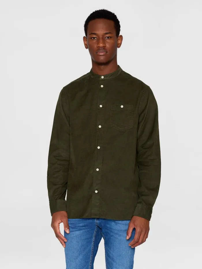 KnowledgeCotton Apparel Shirts Regular Fit Corduroy Strand Collar Shirt Forrest Night 8211 Men KnowledgeCotton Apparel Shirts Regular Fit Corduroy Strand Collar Shirt Forrest Night 8211 Men