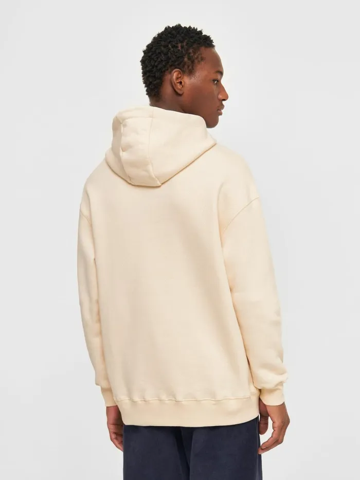 KnowledgeCotton Apparel Sweatshirts Loose Fit Hood Kangaroo Pocket Sweat With Embroidery At Chest Buttercream 8211 Men KnowledgeCotton Apparel Sweatshirts Loose Fit Hood Kangaroo Pocket Sweat With Embroidery At Chest Buttercream 8211 Men