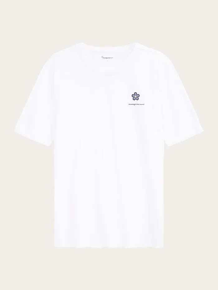 KnowledgeCotton Apparel TShirts Regular Short Sleeve Heavy Single Flower Embr At Chest Tshirt Gotsvegan 8211 Men KnowledgeCotton Apparel TShirts Regular Short Sleeve Heavy Single Flower Embr At Chest Tshirt Gotsvegan 8211 Men