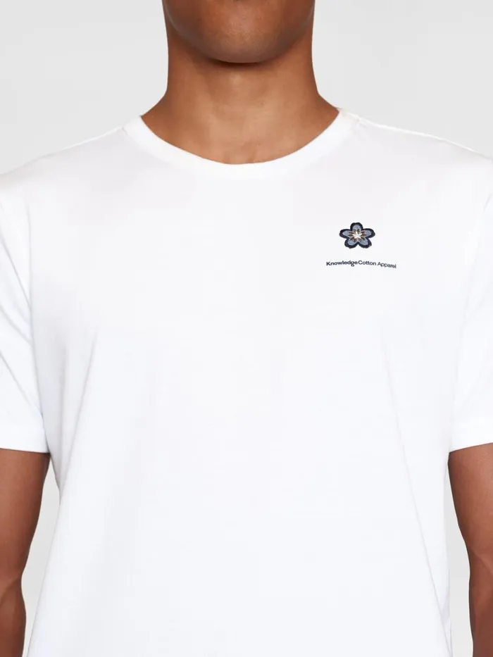 KnowledgeCotton Apparel TShirts Regular Short Sleeve Heavy Single Flower Embr At Chest Tshirt Gotsvegan 8211 Men KnowledgeCotton Apparel TShirts Regular Short Sleeve Heavy Single Flower Embr At Chest Tshirt Gotsvegan 8211 Men