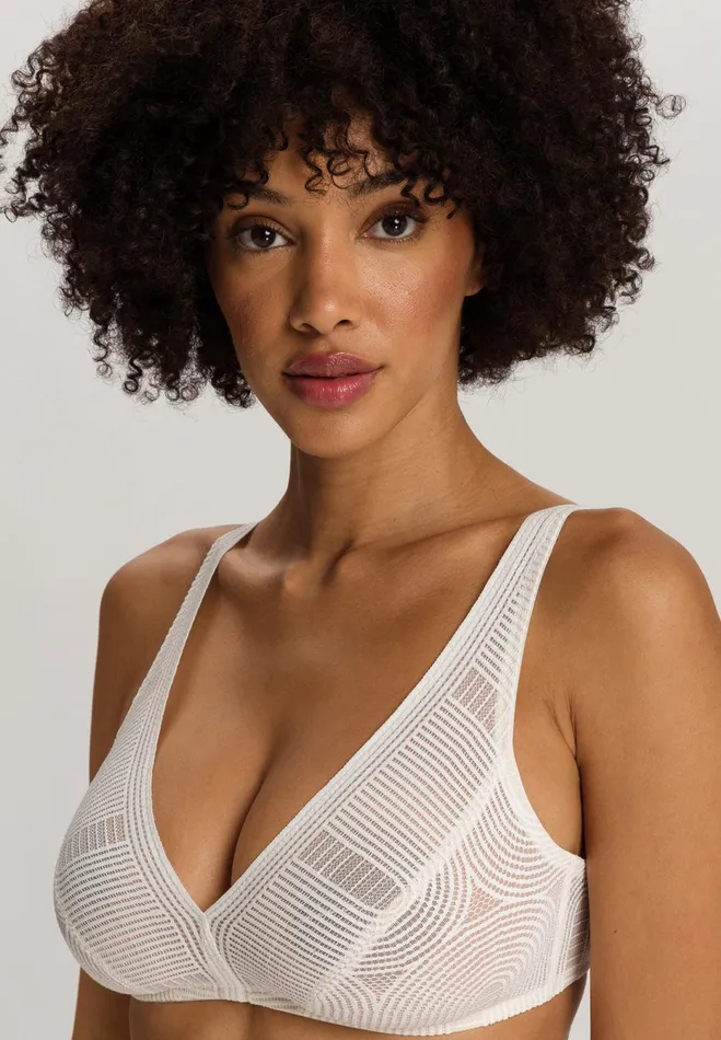 Lace Soft Cup Bra Sunny Cream Women HANRO Wireless Bras