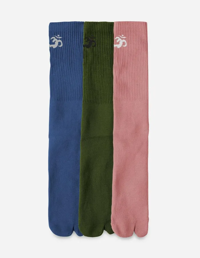 Maharishi Socks 1497 Om Temple Embroidered Sport Tabi Sock 3 Pack PinkOliveNavy 8211 Men Maharishi Socks 1497 Om Temple Embroidered Sport Tabi Sock 3 Pack PinkOliveNavy 8211 Men