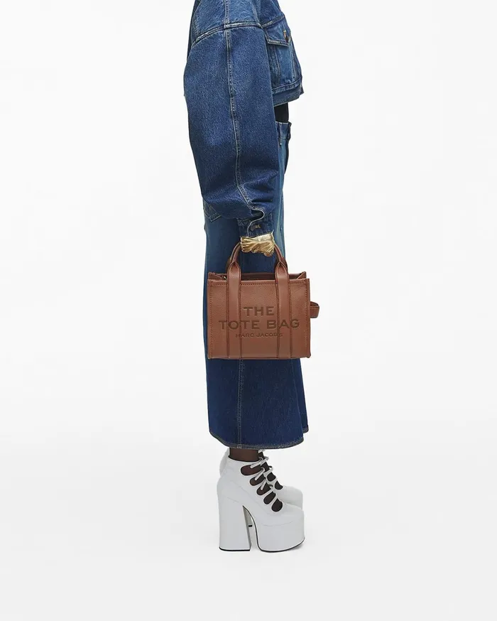 Marc Jacobs The Tote Bag The Leather Small Tote Bag Argan Oil 8211 Women