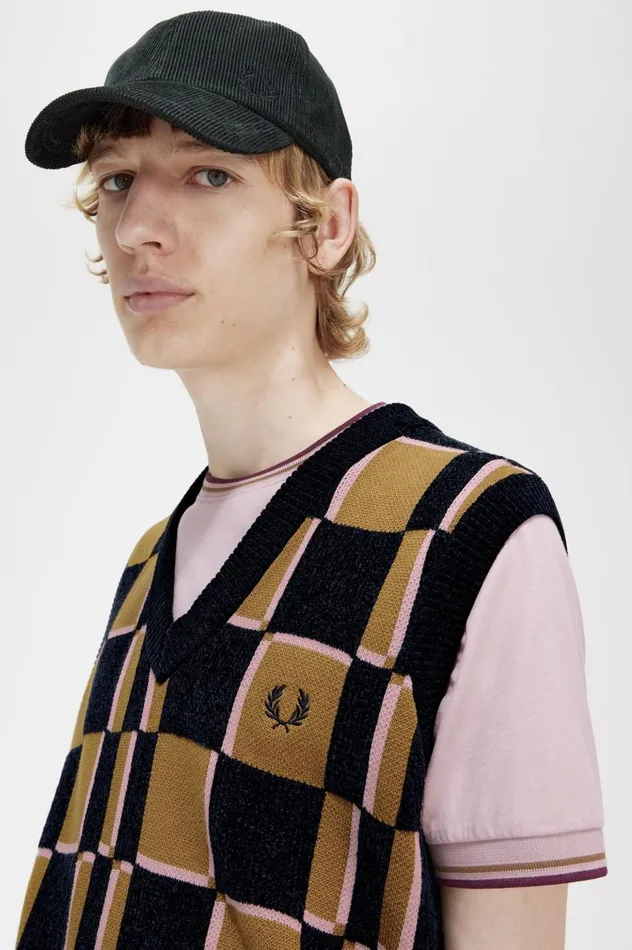 Men Glitch Chequerboard Tank Shaded Stonenavy Fred Perry Knitwear