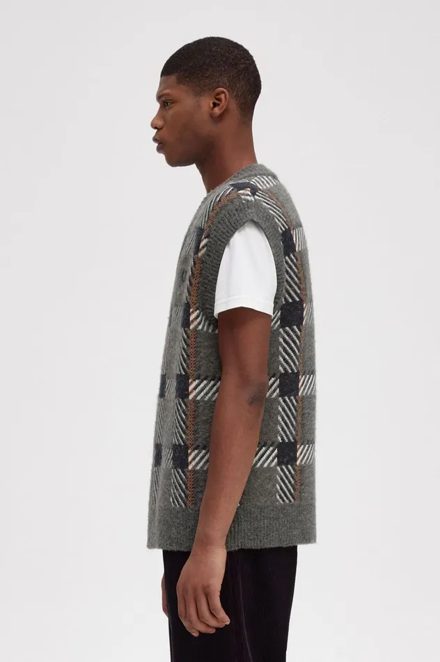 Men Glitch Tartan Knitted Tank Field Green Fred Perry Knitwear