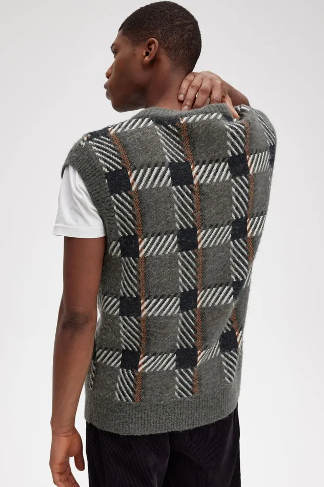 Men Glitch Tartan Knitted Tank Field Green Fred Perry Knitwear
