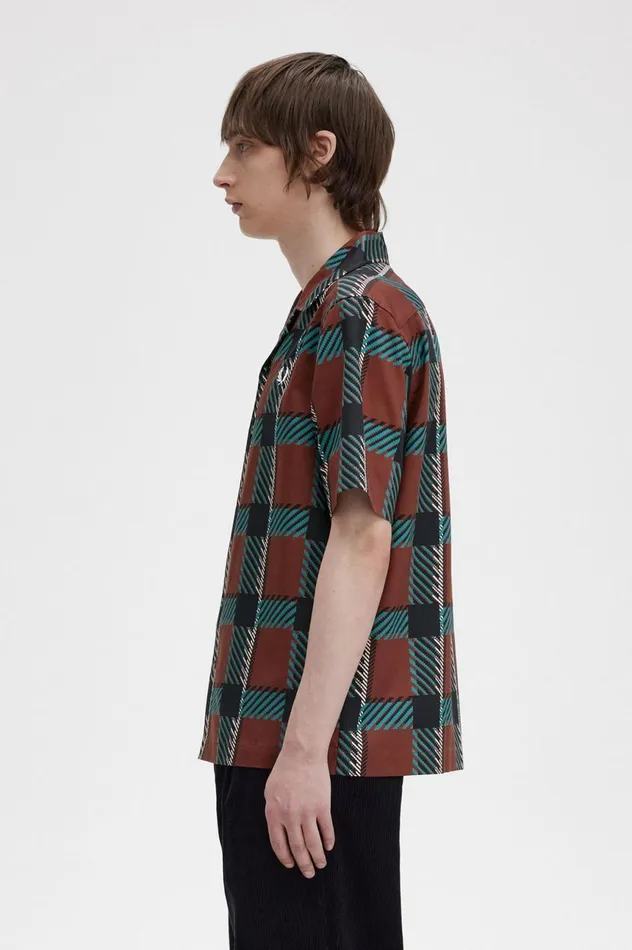 Men Glitch Tartan Revere Collar Shirt Whisky Brown Fred Perry Shirts