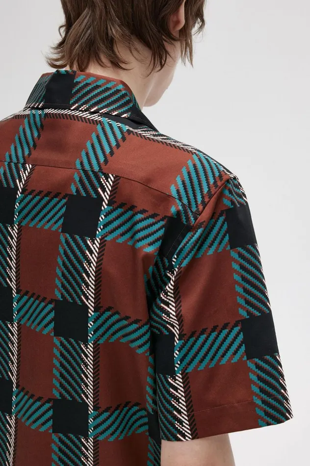 Men Glitch Tartan Revere Collar Shirt Whisky Brown Fred Perry Shirts