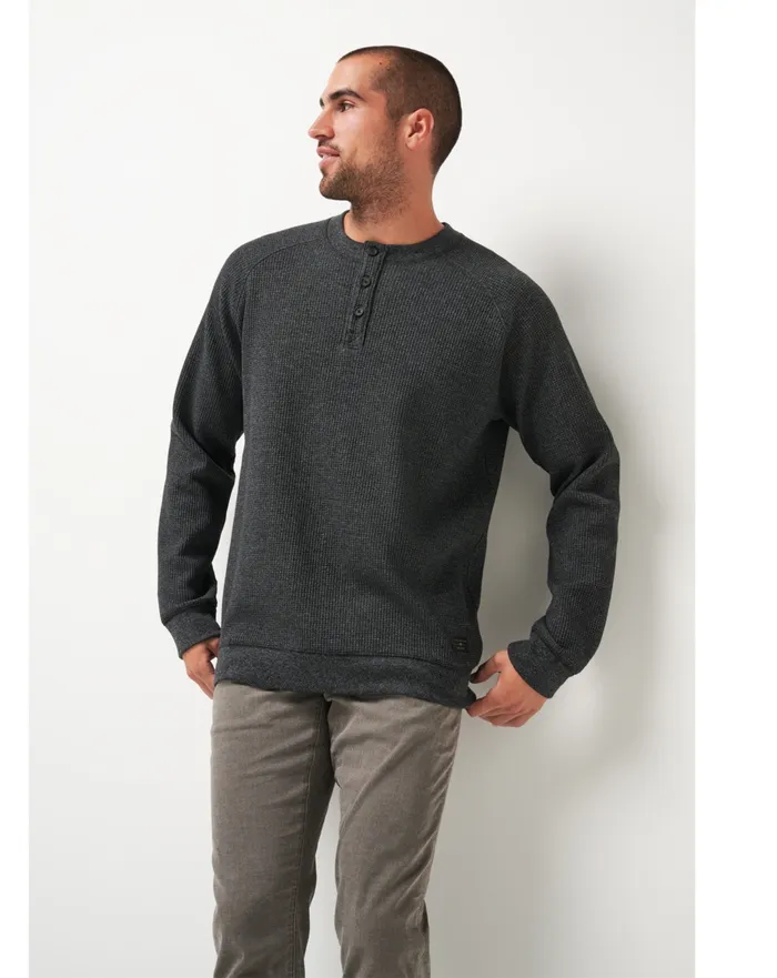 Men Hoodies and Sweatshirts TravisMathew STORM BREW CLOUD WAFFLE HENLEY Heather Dark Grey Men Hoodies and Sweatshirts TravisMathew STORM BREW CLOUD WAFFLE HENLEY Heather Dark Grey