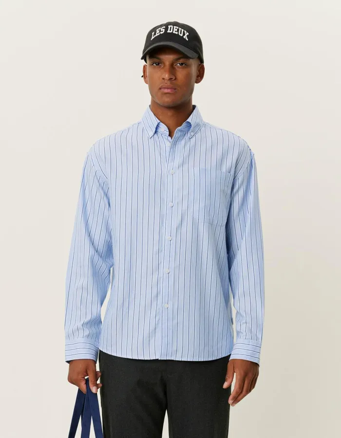 Men Kolton Herringbone Poplin Shirt 8211 WhiteBel Air Blue Les Deux ShirtsOvershirts