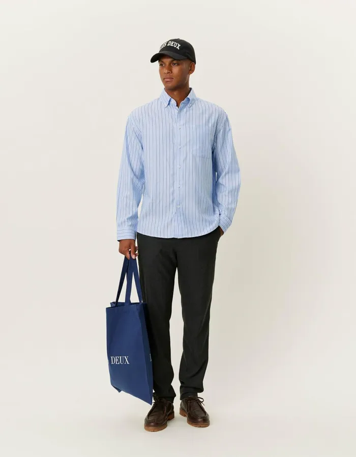 Men Kolton Herringbone Poplin Shirt 8211 WhiteBel Air Blue Les Deux ShirtsOvershirts