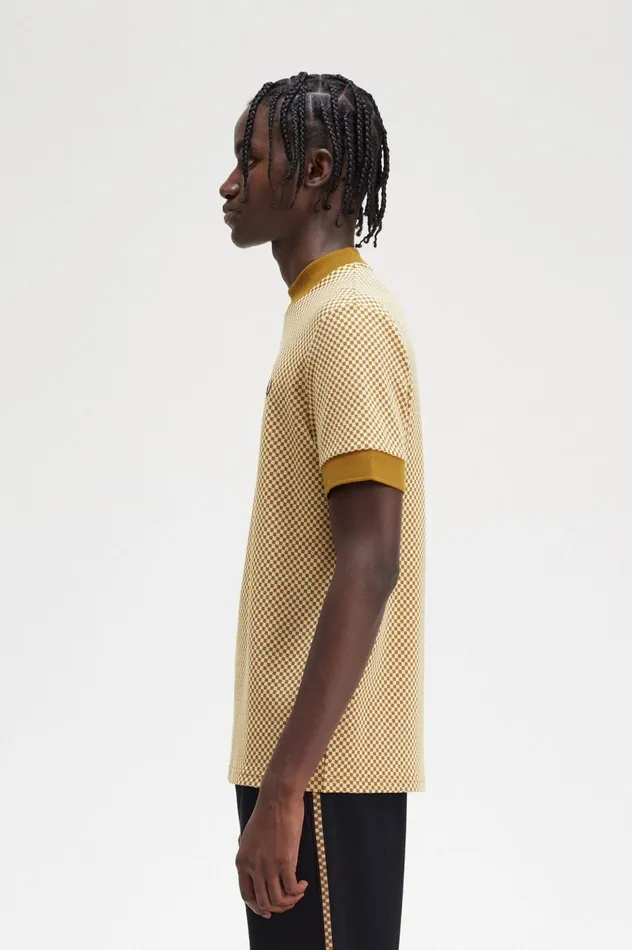 Men Micro Chequerboard TShirt Oatmealdark Caramel Fred Perry TShirts