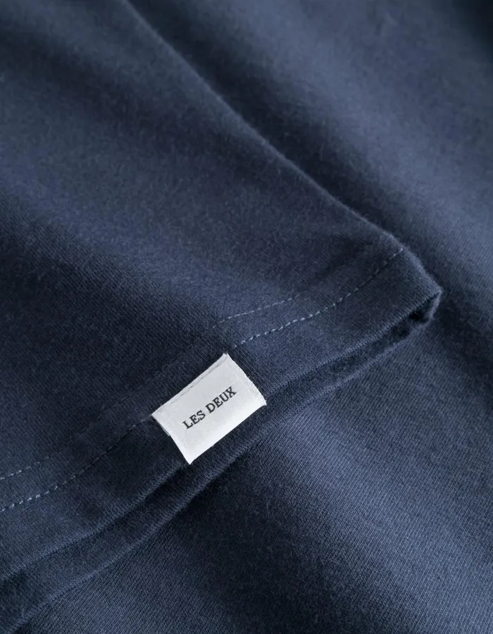 Men Norregaard Tonal TShirt 8211 Dark Navy Les Deux Tshirts