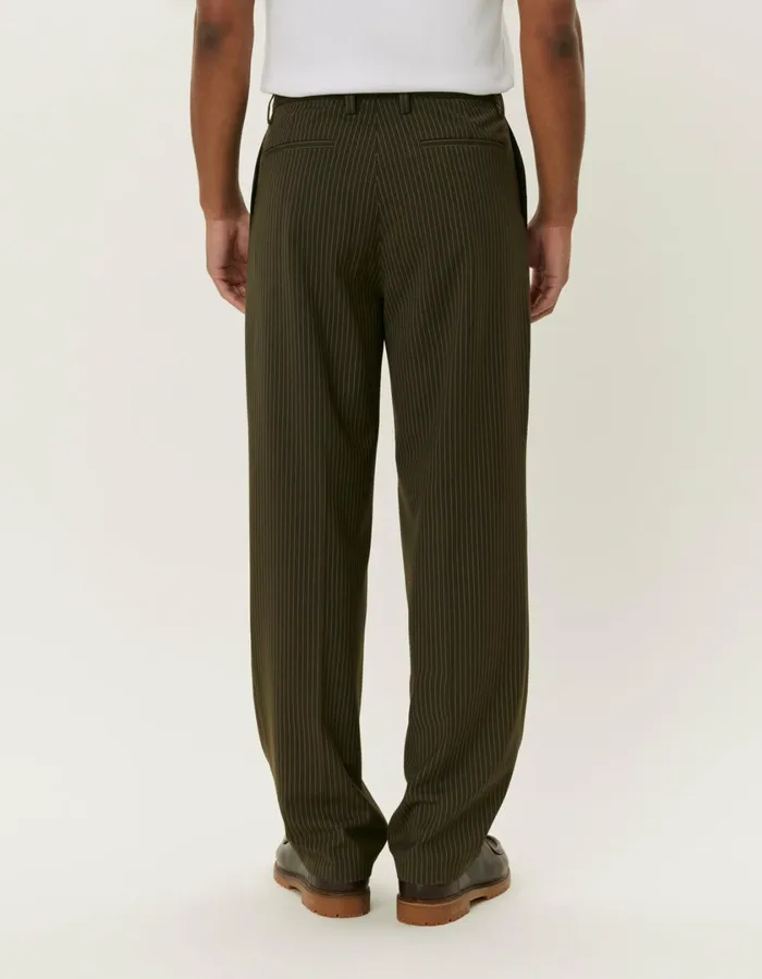 Men Reece Pleated Pinstripe Suit Pants 8211 Forest GreenLight Grey Les Deux Pants