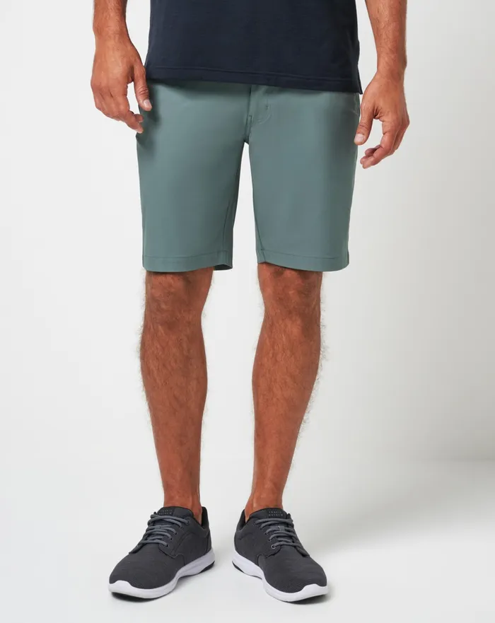 Men Shorts TravisMathew WANDERLUST SHORT 9IN Balsam Green