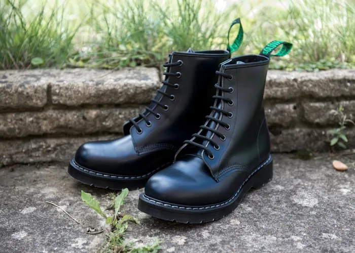 Men Solovair Derby Boots Navy HiShine 8 Eye Derby Boot
