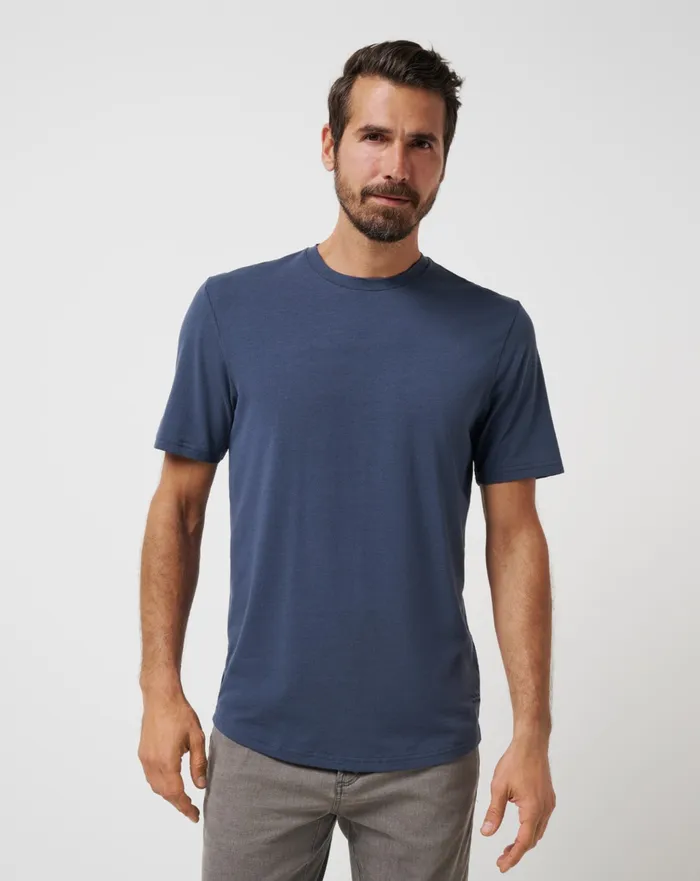 Men Tees TravisMathew CLOUD CREW TEE Blue Nights