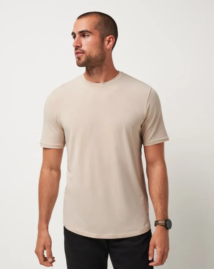 Men Tees TravisMathew CLOUD CREW TEE Italian Sand