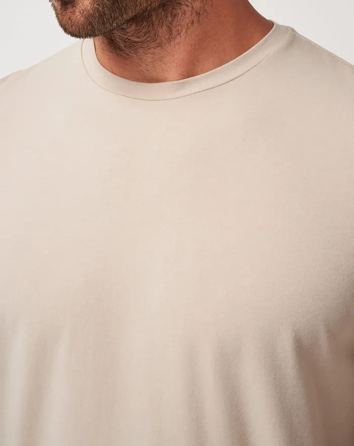 Men Tees TravisMathew CLOUD CREW TEE Italian Sand