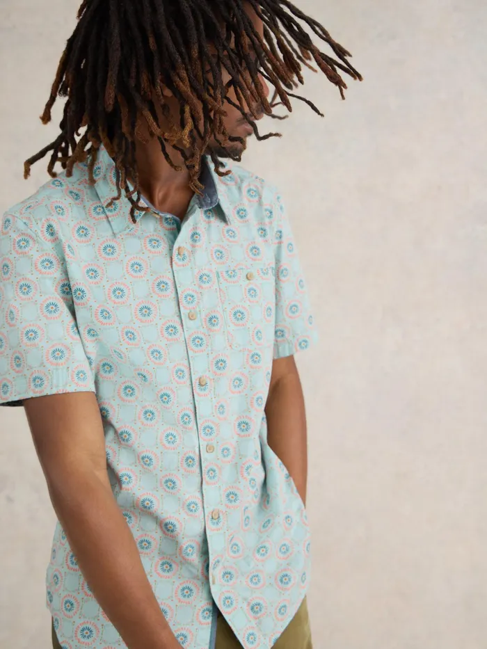 Men White Stuff Clothing Daisy Tile Printed SS Shirt