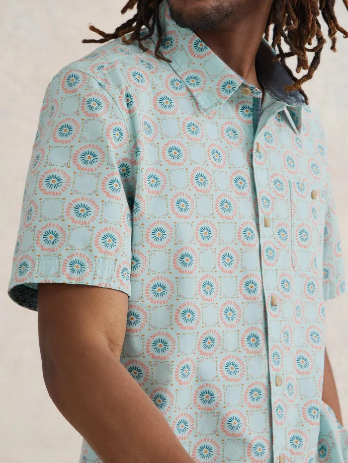 Men White Stuff Clothing Daisy Tile Printed SS Shirt Men White Stuff Clothing Daisy Tile Printed SS Shirt
