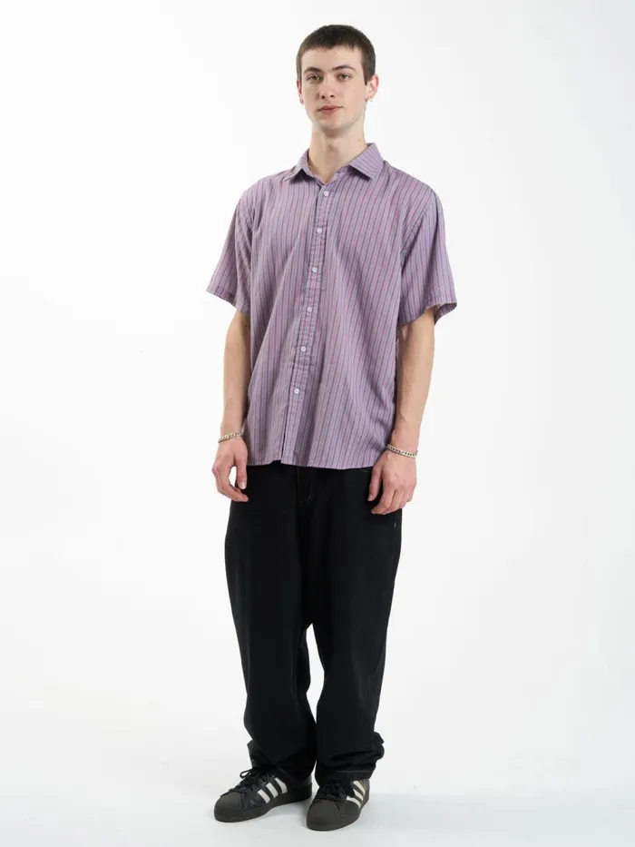 Mens Vibrations Short Sleeve Shirt Mineral Gray Thrills Shirts