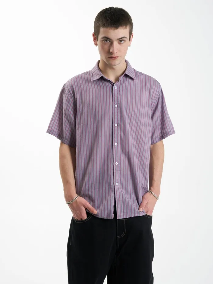 Mens Vibrations Short Sleeve Shirt Mineral Gray Thrills Shirts