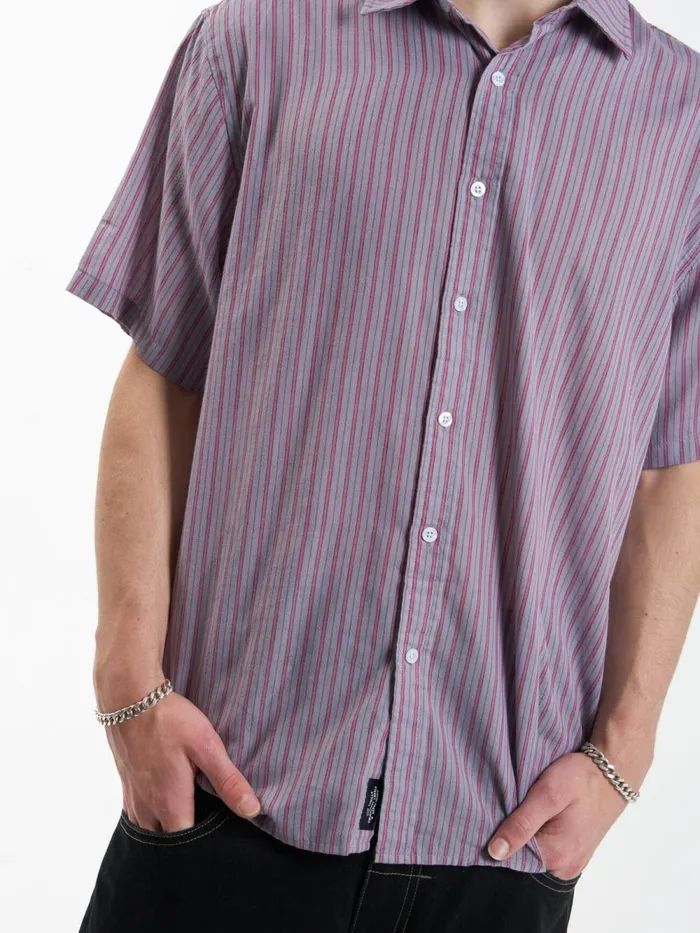 Mens Vibrations Short Sleeve Shirt Mineral Gray Thrills Shirts
