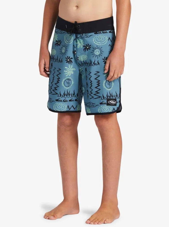 Quiksilver 816 Surfsilk Radical Scallop 16 Boardshorts Aegean Blue Boys Shorts Quiksilver 816 Surfsilk Radical Scallop 16 Boardshorts Aegean Blue Boys Shorts