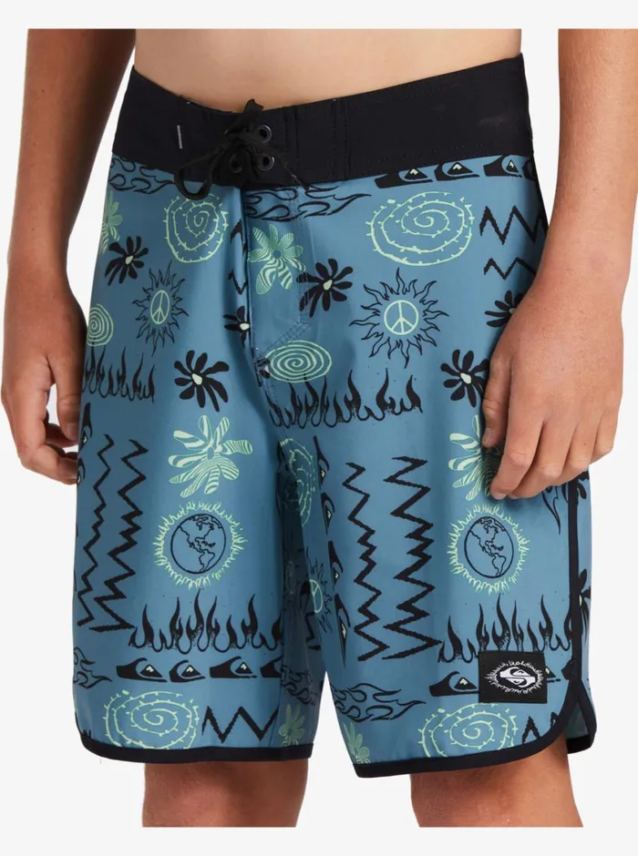 Quiksilver 816 Surfsilk Radical Scallop 16 Boardshorts Aegean Blue Boys Shorts Quiksilver 816 Surfsilk Radical Scallop 16 Boardshorts Aegean Blue Boys Shorts