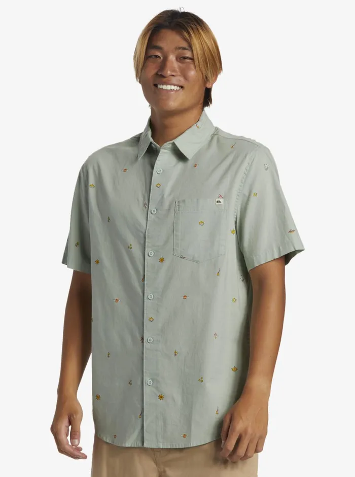 Quiksilver Apero Classic Short Sleeve Woven Shirt Cloud Blue Aop Mix Bag Ss Mens Shirts and Polos Quiksilver Apero Classic Short Sleeve Woven Shirt Cloud Blue Aop Mix Bag Ss Mens Shirts and Polos